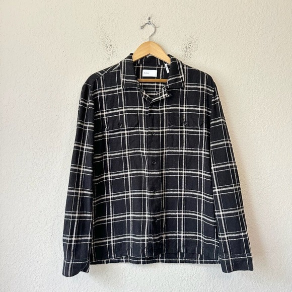 BLDWN Guetes Plaid Button-Up Flannel Shirt w Pockets in Black - Picture 1 of 9